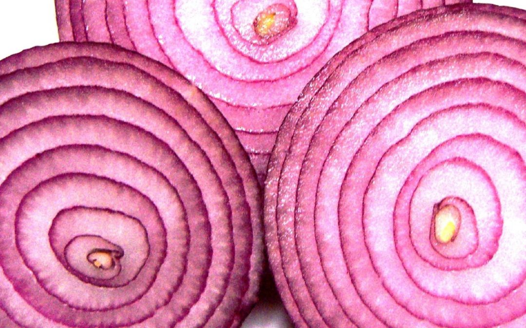 Onion Recipe for Relieving Coughs and Earaches