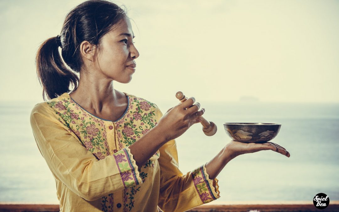 Crystal Bowl Meditation on Phuket by Niti