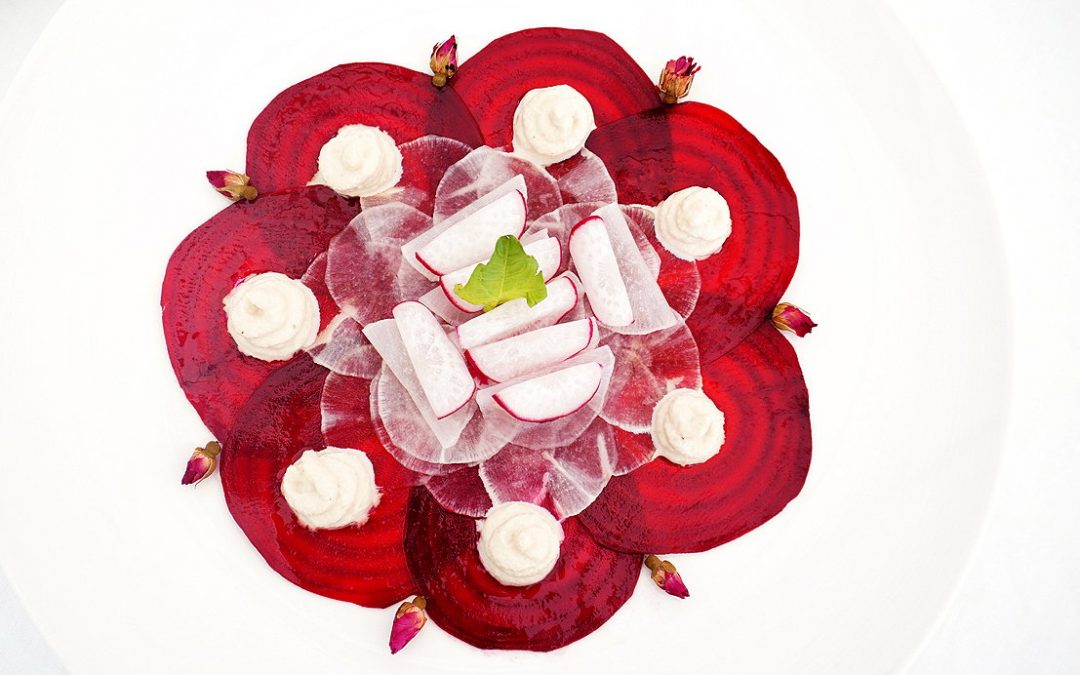 The Nutrition Facts and Health Benefits of Beetroot